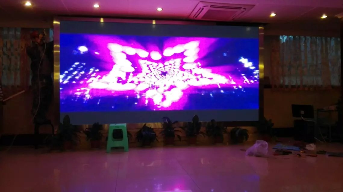 大蓉和酒楼P5全彩LED显示屏